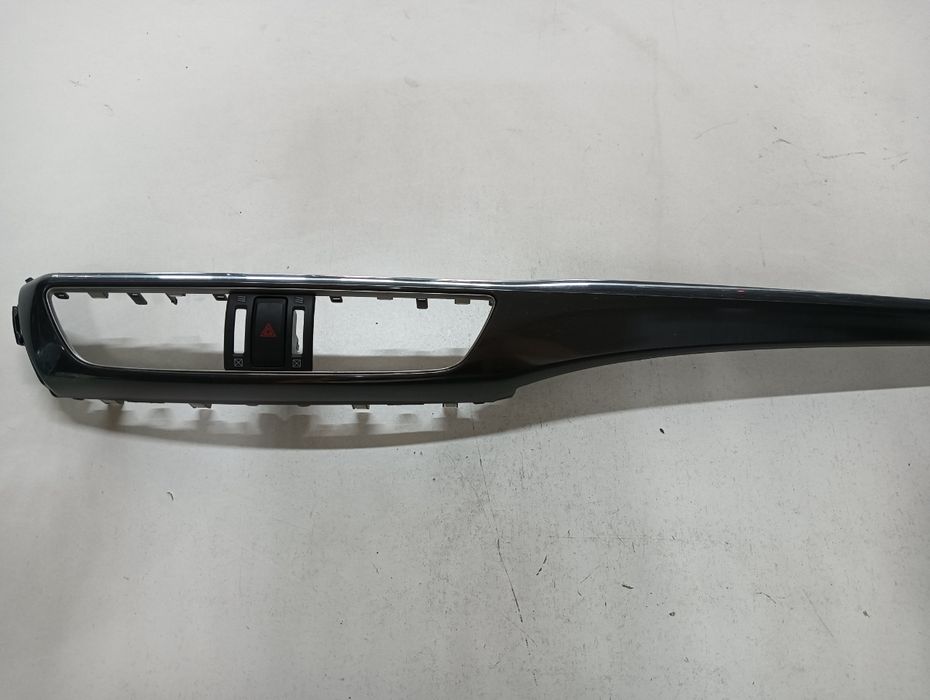 Ornament Bord /Buton Avarie Mazda 6 2014>