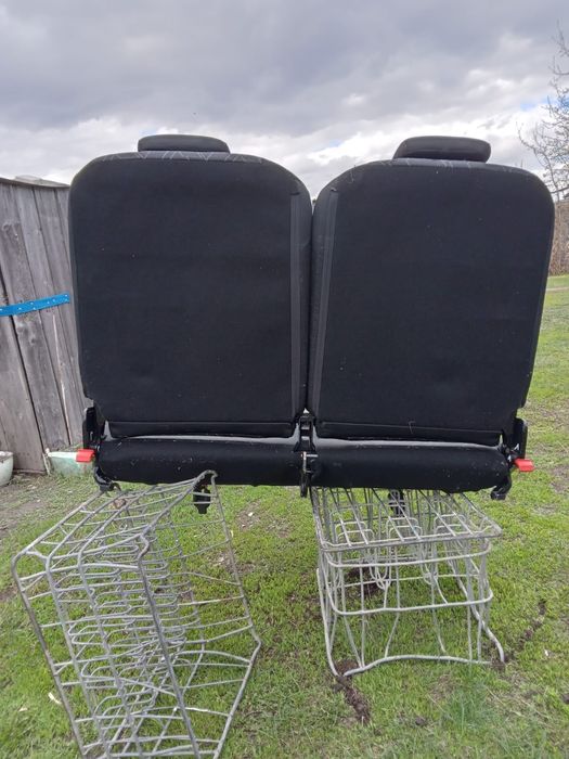 Продам 3 ряд сидений на Ларгус.