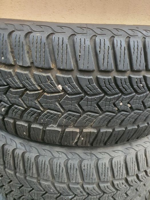 CAUCIUC 225 55 R17 All Seazon  Debica Frigo