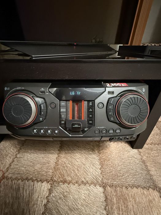 Продается аудиосистема XBOOM  LG