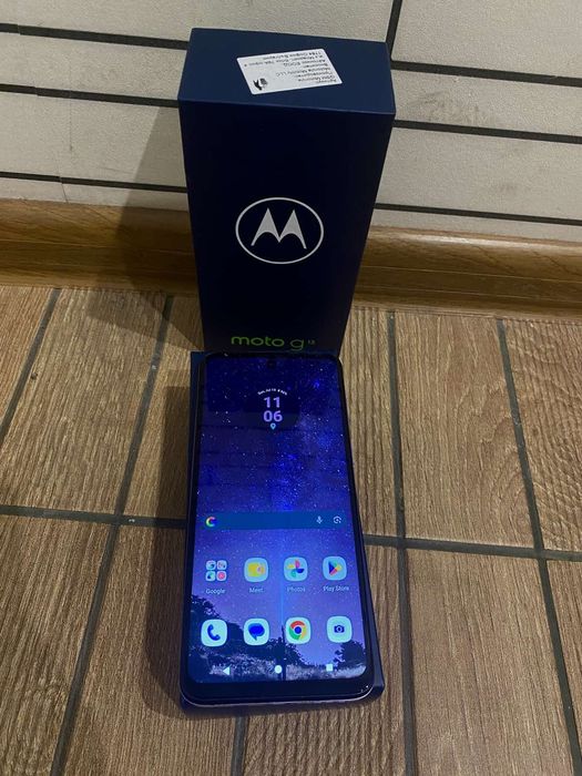 Motorola g13- запазен