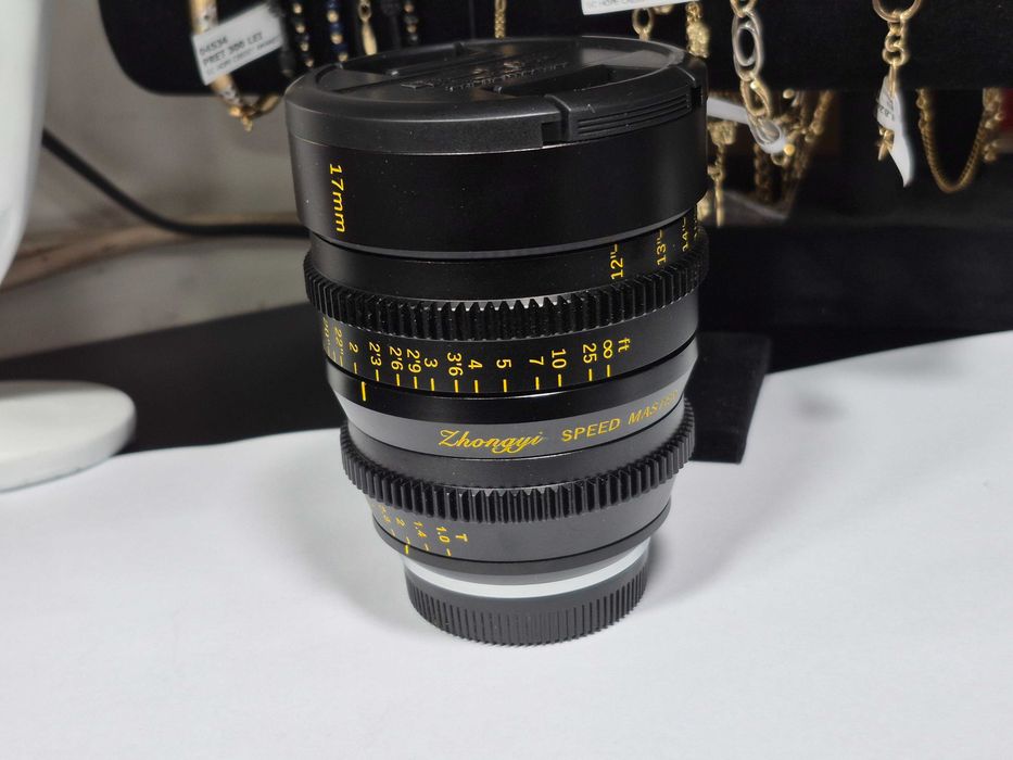 Hope Amanet P10/Obiectiv Manual Cinema Zhongyi Mitakon Cinema SpeedMaster 17mm T1.0