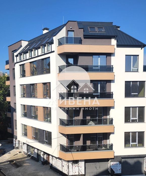 Продава се Тристаен апартамент в Варна, Базар Левски - 83 кв.м за 1280 €/кв.м - Снимка #12