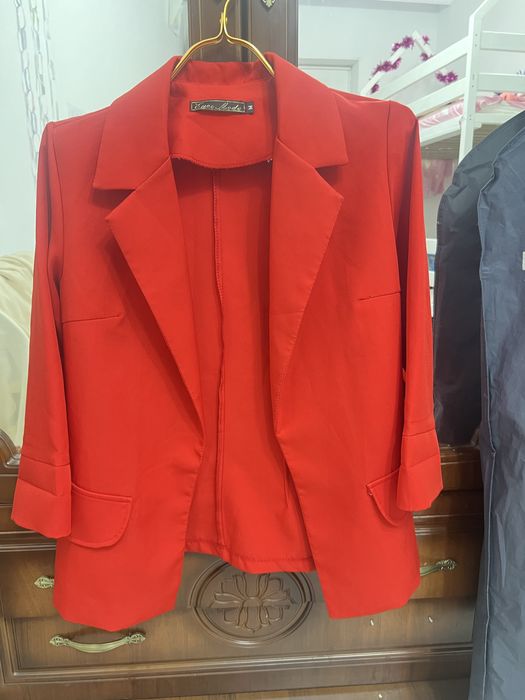 Куртка кастюм сатылады