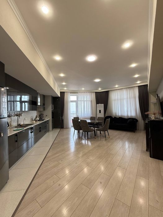 5-комнатная квартира 160 м² с ремонтом,в ЖК "Nikitina Residence"