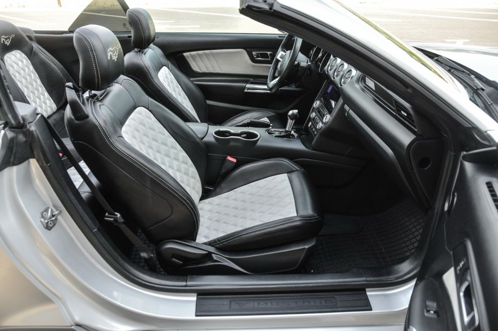 Vand ford mustang 3.7 cabriolet , SUA