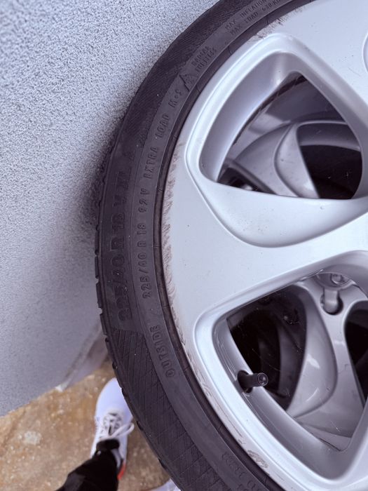 Джанти с гуми от Audi