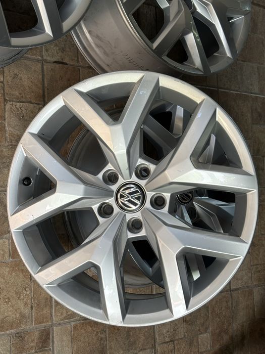 Оригинални джанти Volkswagen VW Amarok 19" 5х120
