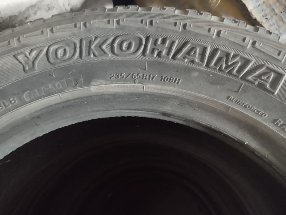 Комплект японской резины 235/65 -17