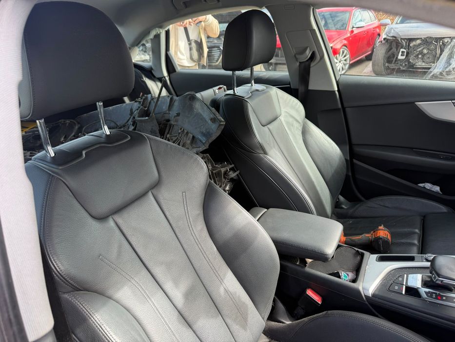Dezmembrez Audi a4 b9 2019 berlina Gri LX7R 2.0 tdi DEUA cutie automata TBZ