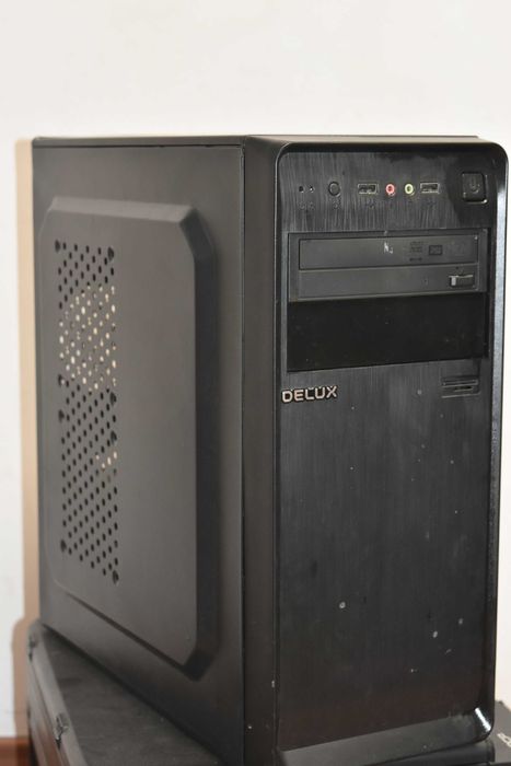 Компютър / SSD / Видео карта / 8 GB рам памет / W11