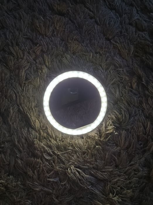 Селфи лампа для телефона