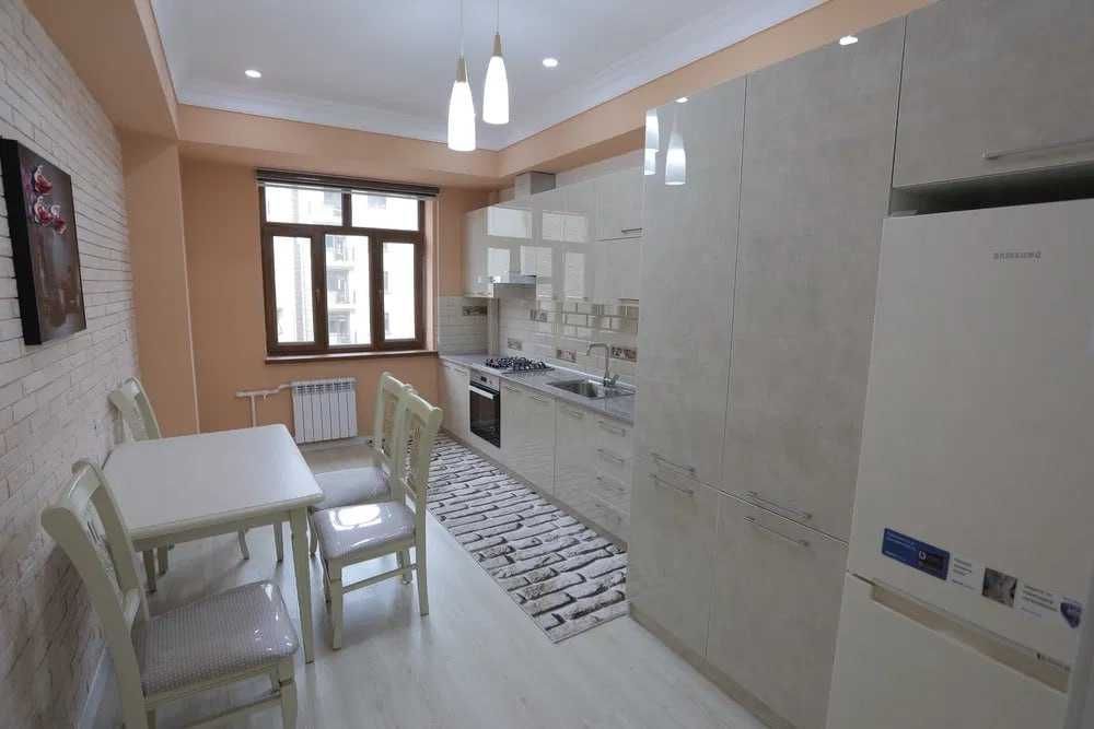 Сдаётся кв ЖК Алмазар Сити 3-ком/7/18 ро-н Алмазарский