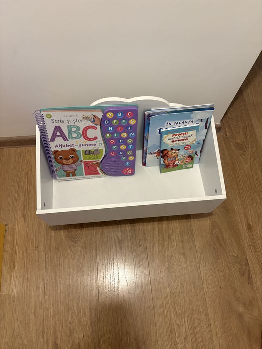 Mobilier/Suport copii: jucarii, plusuri, carti , alb, lemn, scandinav