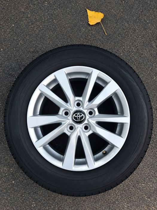 R16 TOYOTA Camry 70