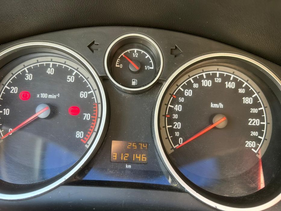 Opel Astra H 1.6 16v twinport cu gpl