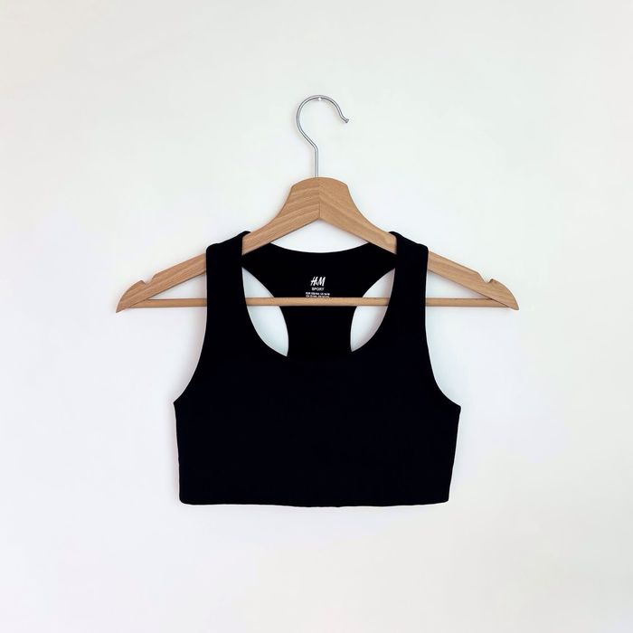 Лот от спортни бюстиета Casall, H&M