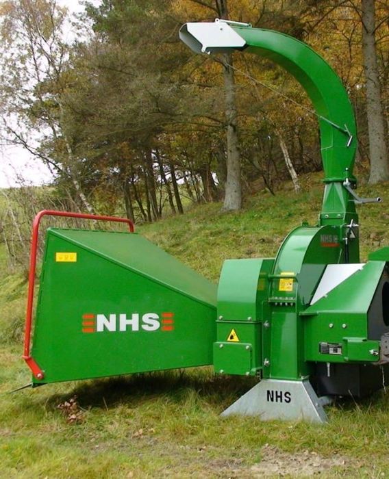 Vând tocător profesional NHS 300, folosit doar pentru probă.