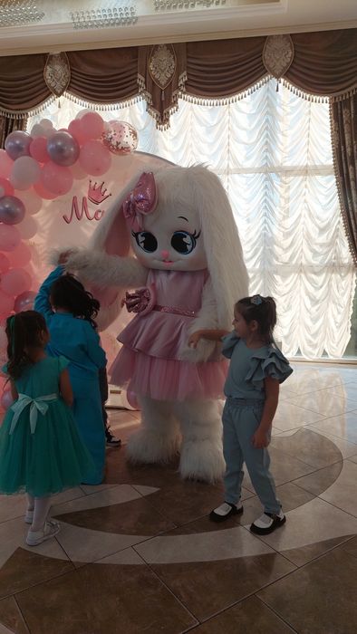 Зайка порадует вас на празднике