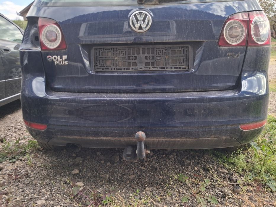Vând bară spate Vw Golf 6 Plus 2011