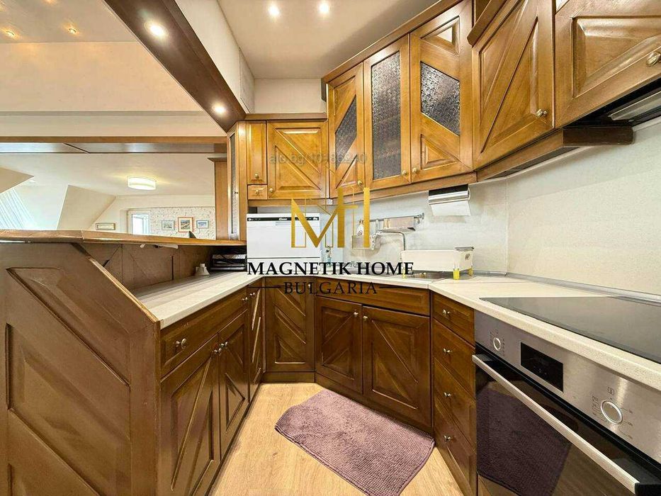 Уникален тристаен апартамент до църква Кирил и Методий в супер център
