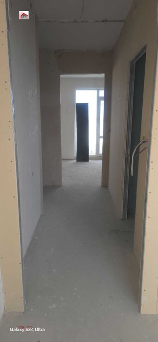 Продава тристаен, в нова кооперация на бул. "Цар Освободител"