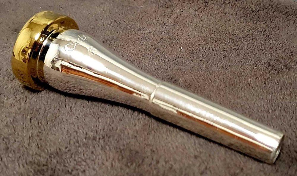 Mustiuc trompeta Olds 3