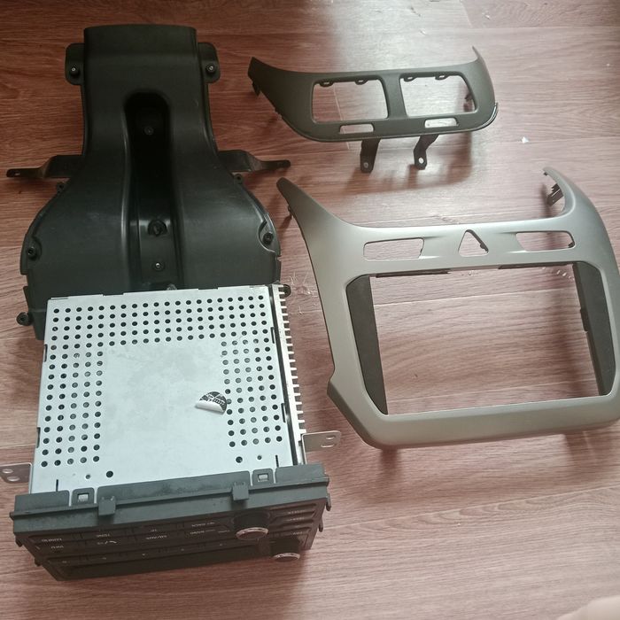 Продам штатная магнитола Cobalt