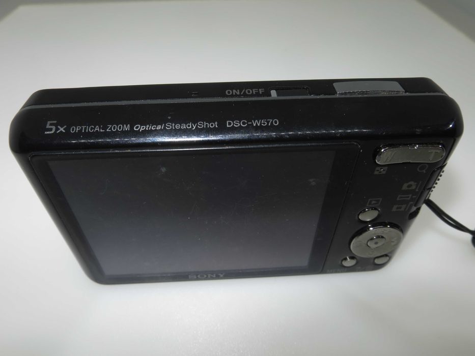 Sony Cyber-shot DSC-W570 компактен цифров фотоапарат дигитална камера