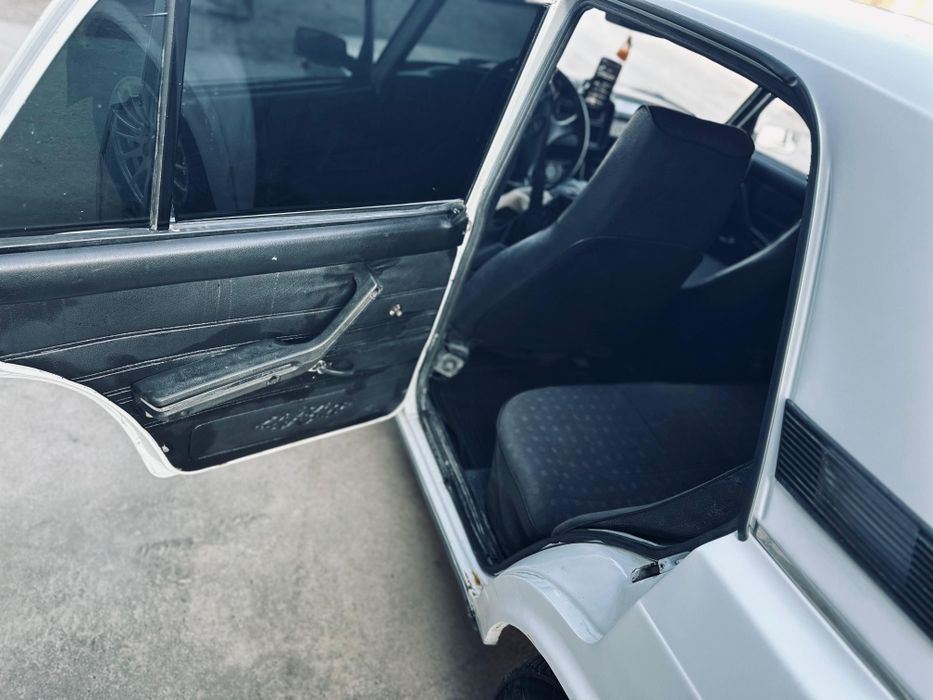 Машина Семёрка 2107 Туркестан