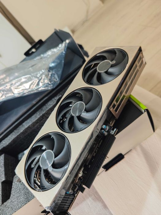 MSI GeForce RTX 5070 INSPIRE 3X OC 12GB GDDR7 192bit нова неизползвана