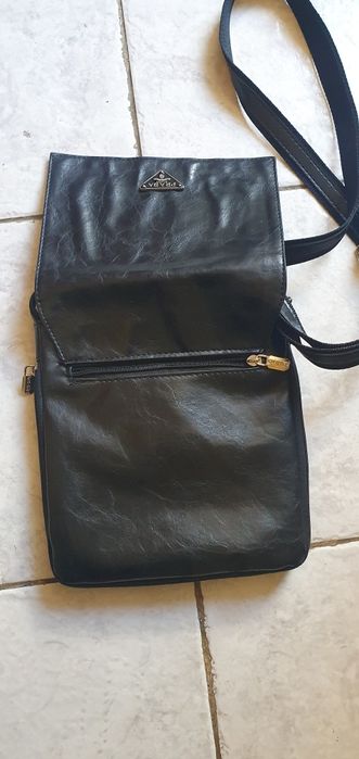 Мъжка чантичка  Prada