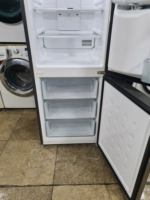 Frigider Samsung A+++