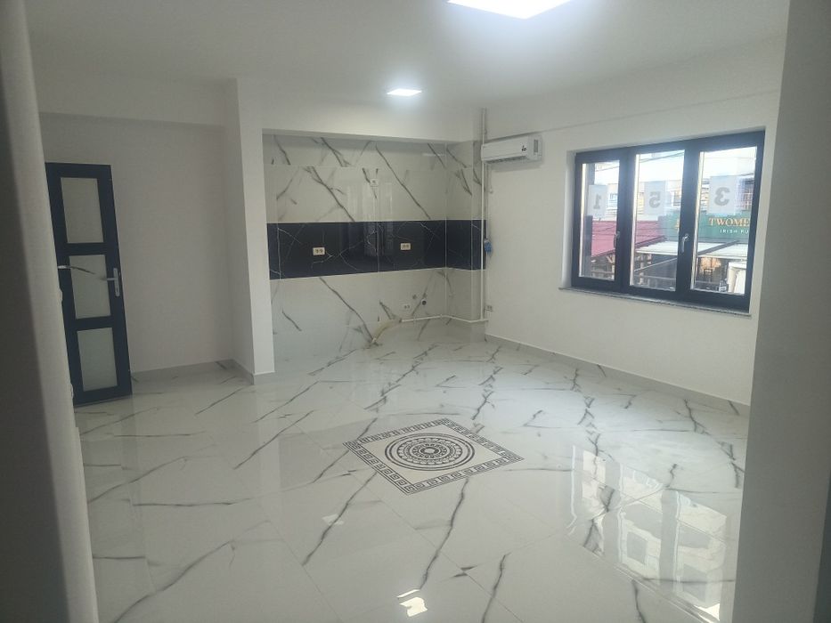 Ultracentral Banca Națională spatiu birouri, comercial, restaurant