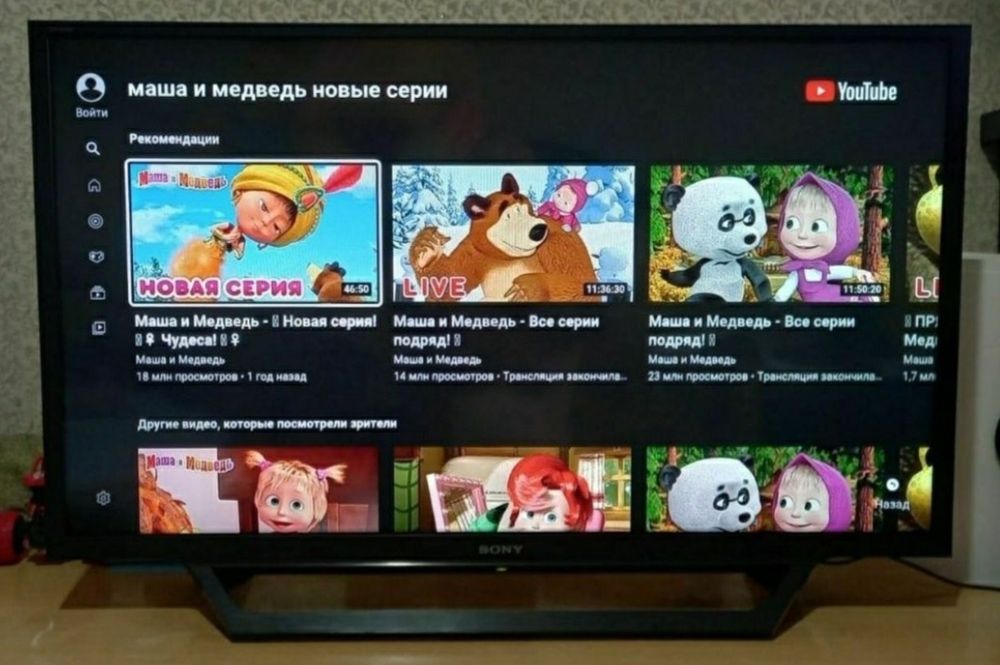 Смарт телевизор Sony 81см. С кронштейном.