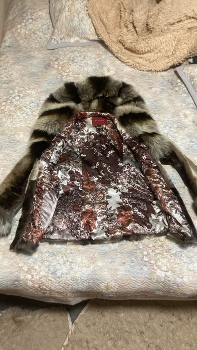 Дубленку продам женская