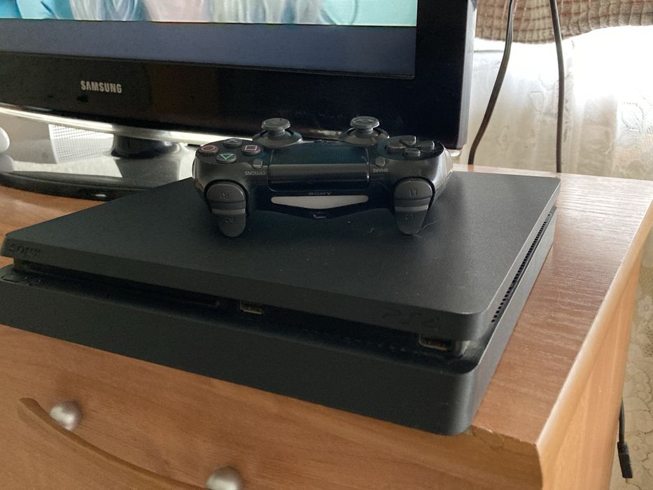 Sony Playstation 4 slim 1тб