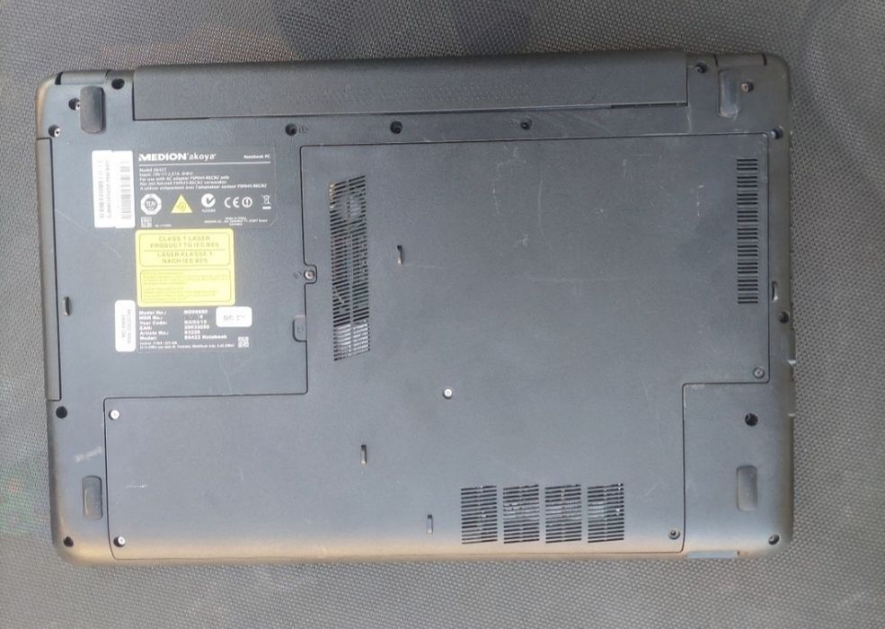 Laptoo Medion Akoya i3