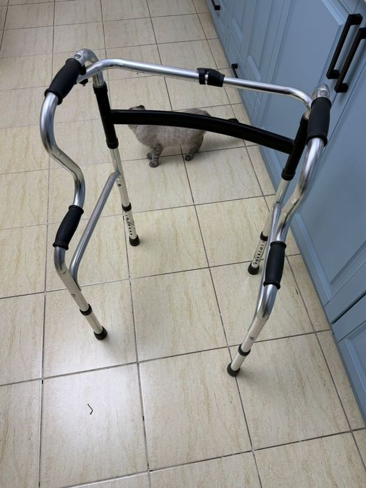 Продам ходунок для взрослых