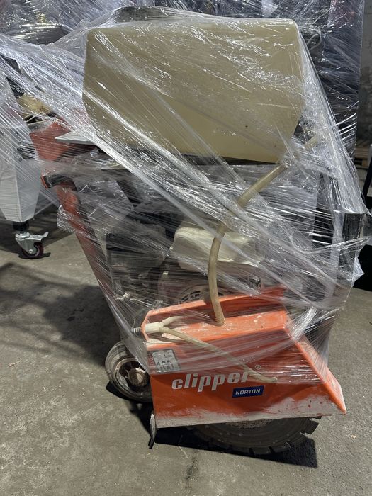 Машина за рязане на асфалт,бетон