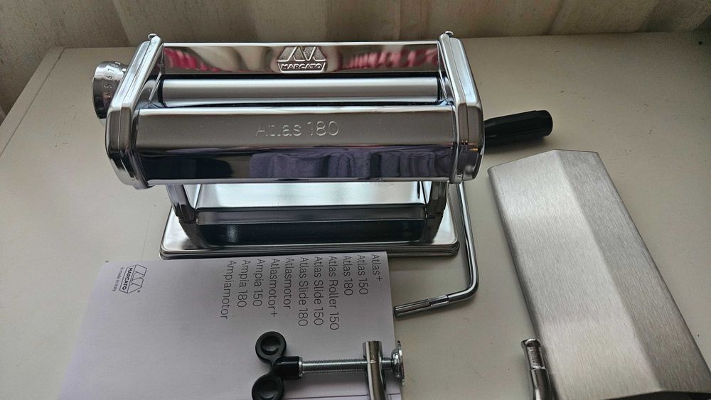 машина за паста Marcato Atlas 180