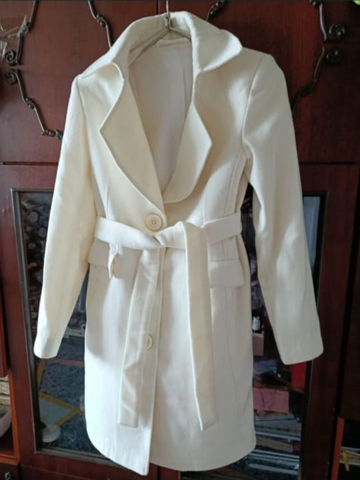 Продам недорого пальто и кардиган