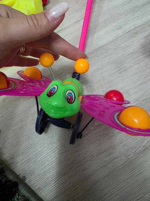 Jucării  de împins