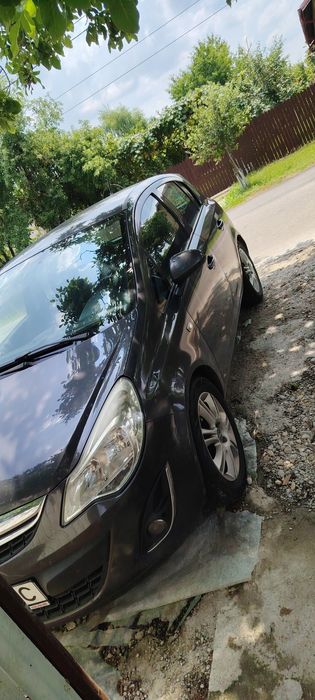 Opel CORSA +gpl 1.2 benzina