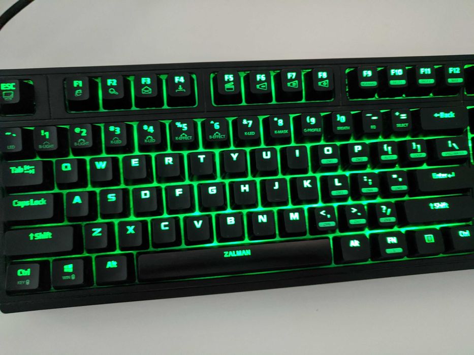Tastatura mecanica RGB Zalman ZM-K900M