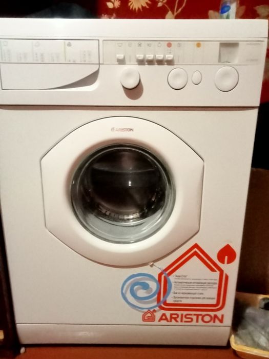 Продам стиральную машинку