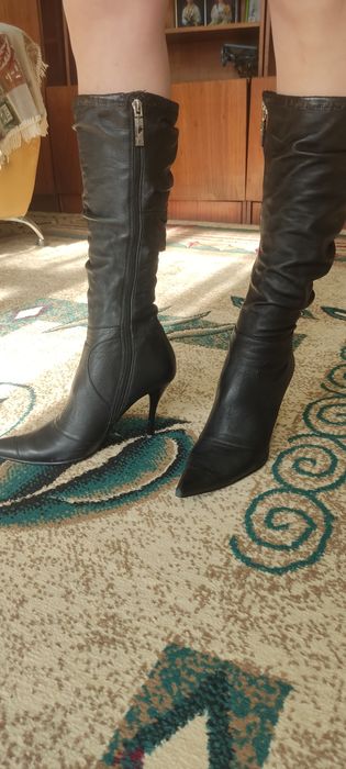 Кожаные демисезонные сапоги