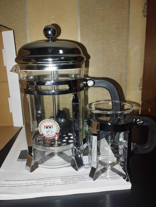 Продаю чайный сервис