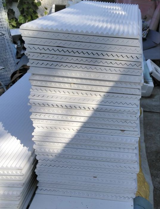 Riflaj perete MDF alb 60 m2-7 euro m2/ Riflaj WPC 9 m2-7  euro m2 materiale construcții interioare premium design modern decor iasi centru tg cucu