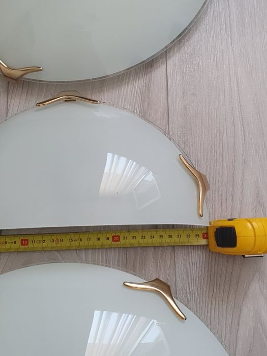 Set 3 plafoniere din sticla opal cu clipsuri aurii vintage